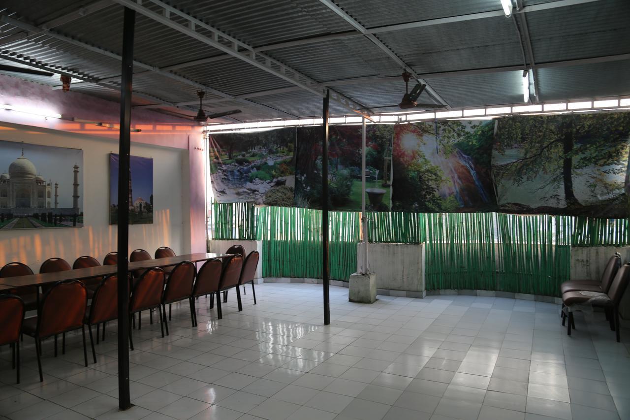 A New Delhi Hotel Orchid Garden Zewnętrze zdjęcie