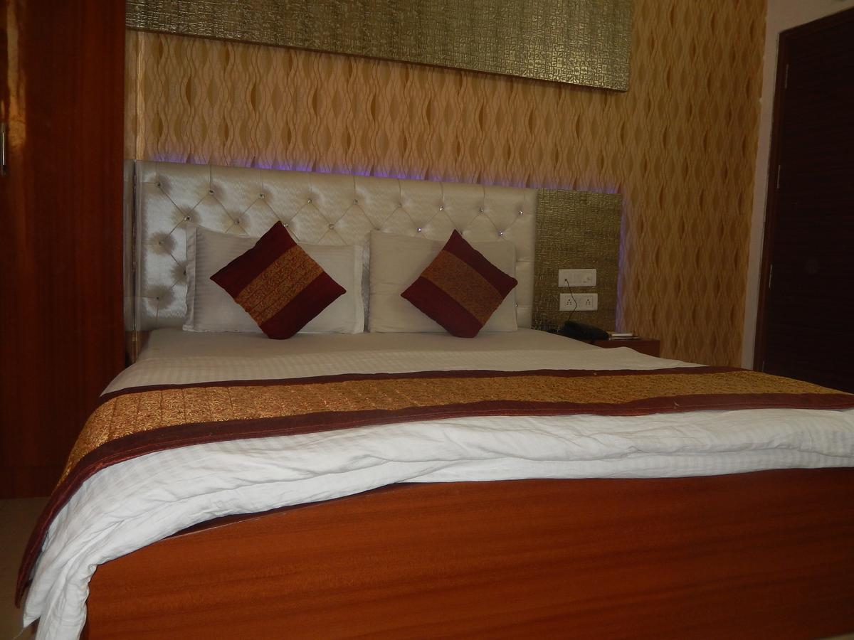 A New Delhi Hotel Orchid Garden Zewnętrze zdjęcie
