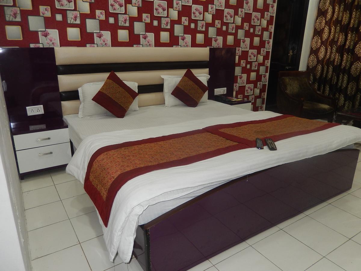 A New Delhi Hotel Orchid Garden Zewnętrze zdjęcie