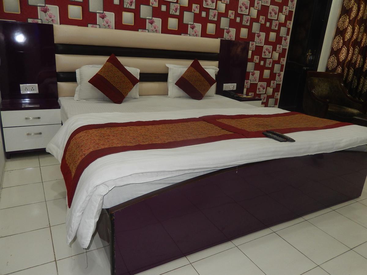 A New Delhi Hotel Orchid Garden Zewnętrze zdjęcie