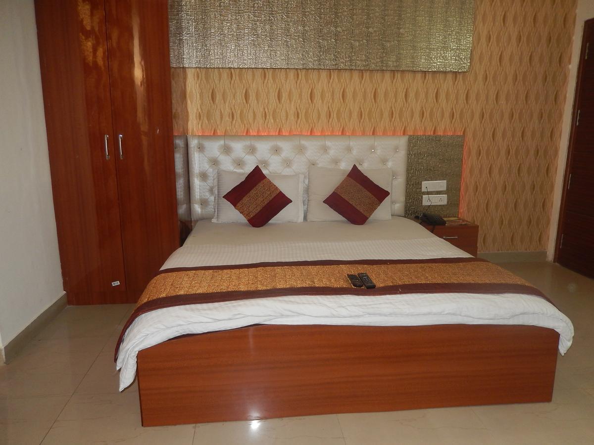 A New Delhi Hotel Orchid Garden Zewnętrze zdjęcie