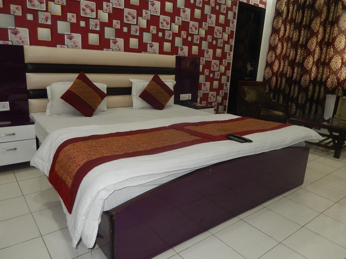 A New Delhi Hotel Orchid Garden Zewnętrze zdjęcie